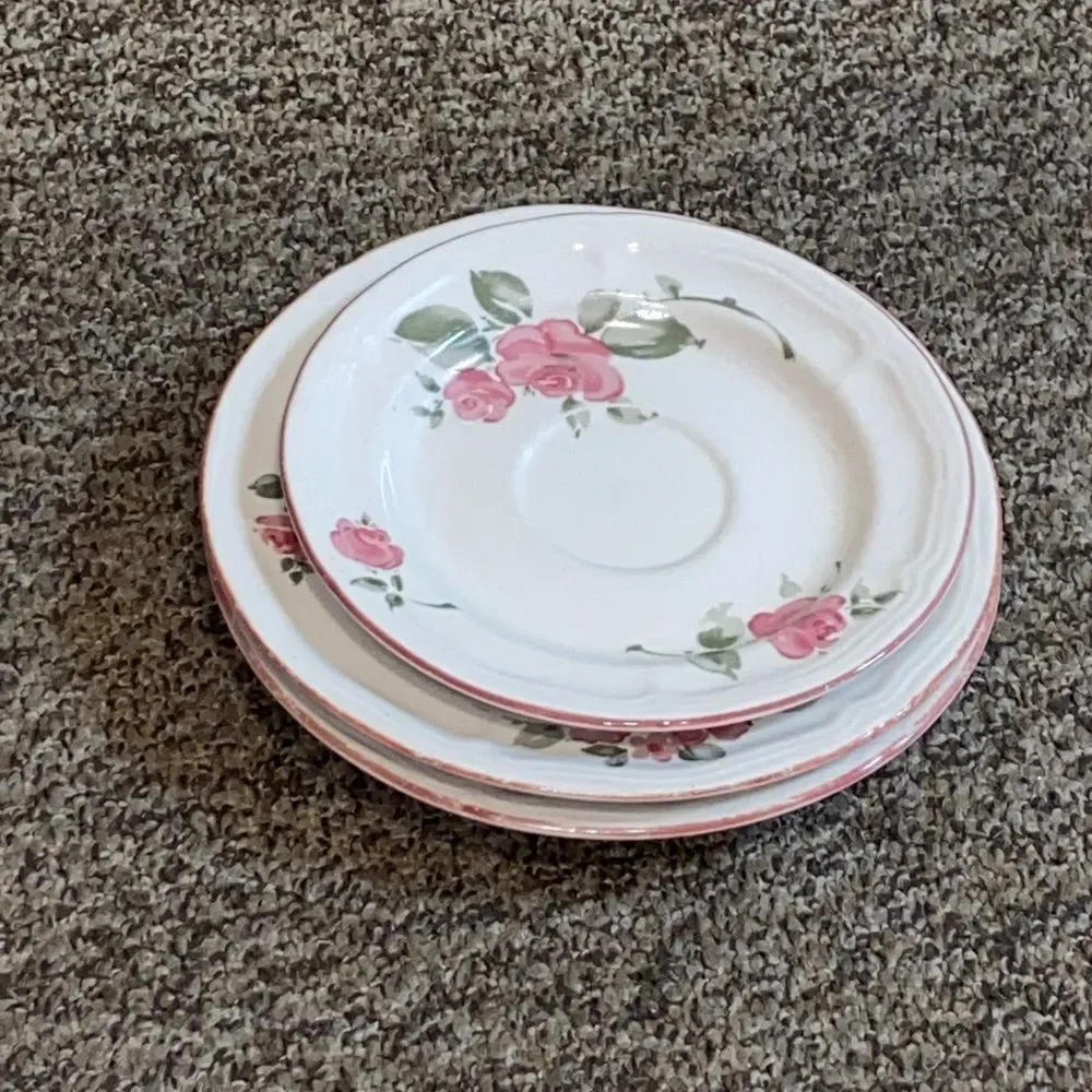 VTG, Gibson China Ivory Lot White Porcelain Dinner Plates with Pink Rose Accent
